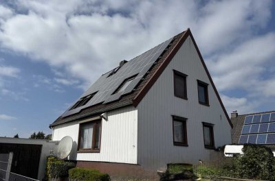 Bordenau: Handwerker-Haus mit großem Raumangebot