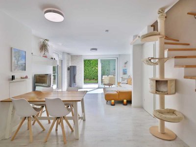 Ihr neues Familienzuhause - wunderschönes Reihenendhaus mit großem Garten in Pattonville