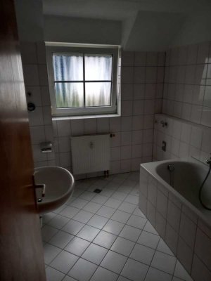 Grosse 2.5 wohnung, 94,95 qm, mit Küche mit Balkon und separatenm garten on Top mögliCH