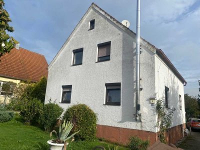 Einfamilienwohnhaus in idyllischer Dorflage