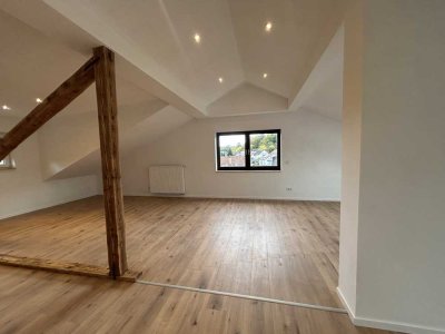 Erstbezug 2025 – 3,5-Zimmer-Wohnung mit Klimaanlage & EBK