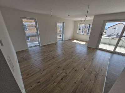 Lichtdurchflutete 3-Zimmer-Wohnung mit moderner Einbauküche