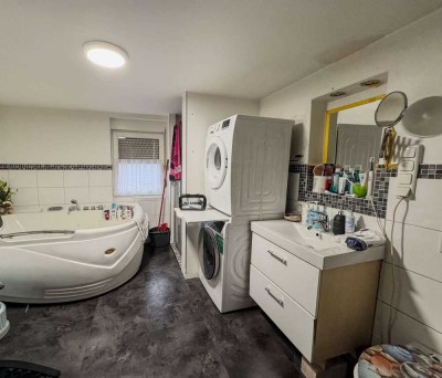 Ein Haus, viele Möglichkeiten Zweifamilienhaus mit Ausbau- und Erweiterungspotenzial