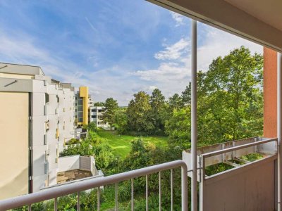 Gemütliche 2-Zimmer-Eigentumswohnung mit Balkon ins Grüne in Wiesbaden-Nordenstadt
