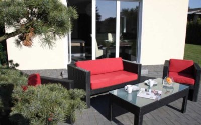 Freundliche und neuwertige 1-Raum-Terrassenwohnung mit lux. Innenausstattung mit EBK in Biendorf