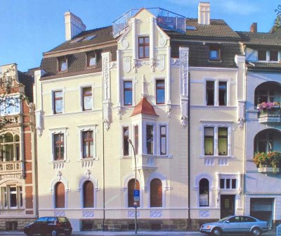 Außergewöhnliche Maisonette-Wohnung mit Dachterrasse