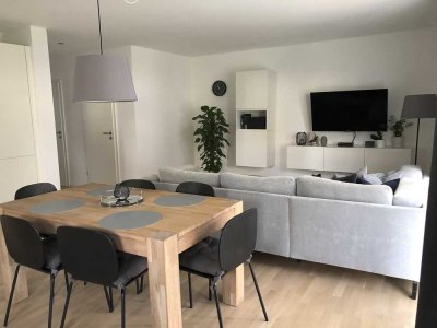 Moderne 3,5-Zimmer-Wohnung in Feldrandlage – Terrasse, Garten & Garage - befristet