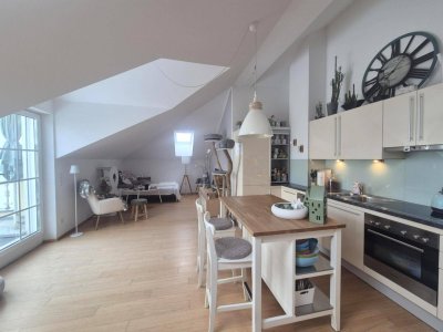 Wohnen in Seenähe! Dachterrassen Wohnung in der Kleinstadt Seekirchen a. Wallersee