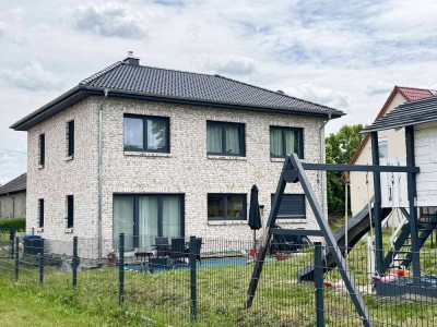 TRAUMHAUS MIT SONNENUNTERGANG NEUWERTIG Gemeinde Steinhöfel