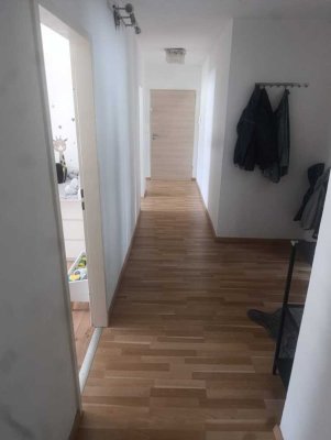 Geschmackvolle  4-Raum-Wohnung TOP