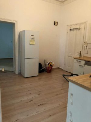 Zur Untervermietung für ein Jahr: Wunderschöne Altbauwohnung im Herzen der Südstadt