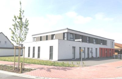 Modernes Reihenhaus, WOB-Brackstedt, 4-Zimmer, Terrasse/Garten, 2 Stp., Wärmepumpe