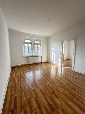 Altbau-Liebhaber aufgepasst!  Sonnige 4 Zimmer Wohnung  in Wuppertal Elberfeld! - WG-geeignet -