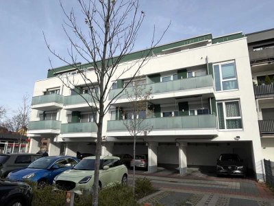 Neuwertige 2-Zimmer Eigentumswohnung mit Balkon, Fahrstuhl und Carport in Hastedter Bestlage