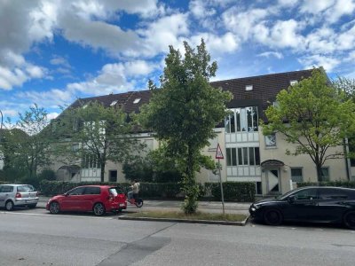 Schöne kleine zentrale 2 Zi.-Galeriewohnung nahe Westpark
