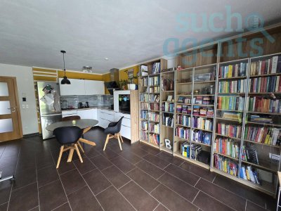 Lichtdurchflutete Maisonette mit Terrasse, Garten &amp; Kamin – 7 Min zum See
