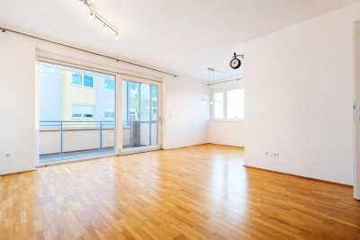 Helle 3-Zimmer-Wohnung mit Loggia in Lochen am See