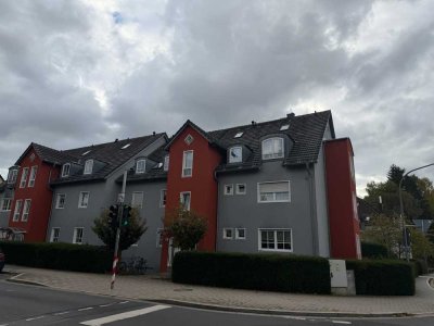 2-Zimmer Etagewohnung mit Balkon, EBK und Garage Nähe FH