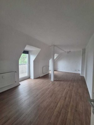 Helle 2 ZKB mit 2 großen Balkonen - sofort verfügbar