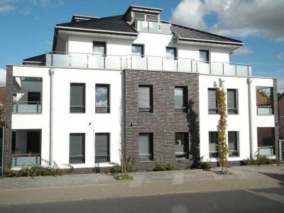 Topmoderne 4-Zimmer mit exklusiver Ausstattung, umlaufende Dachterrasse, Aufzug
