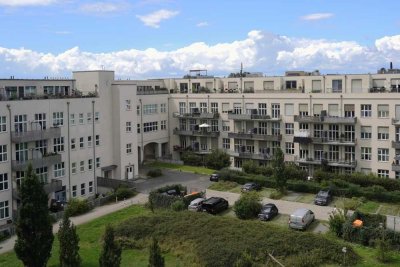 * Maisonettewohnung mit Penthouse-Charakter * - 3-Zimmer-ETW mit 2 Dachterrassen in Zehlendorf
