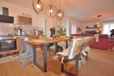 Wunderschöne neuwertige 3-Zimmer-EG-Wohnung mit Terrasse!
