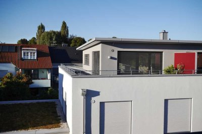 Helle 4-Zimmer-Maisonette-Wohnung (ca. 106 qm) mit Dachterrasse in ruhiger und zentraler Lage