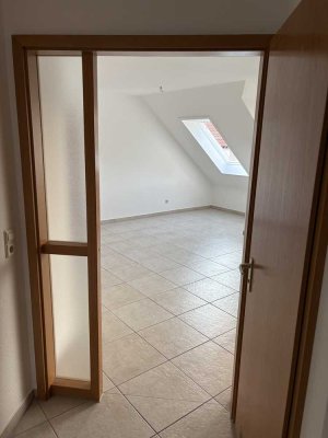 Gepflegte 2-Zimmer Dachgeschosswohnung in Filderstadt