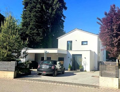 PREMIUMLAGE FÜR EINE FAMILIE MIT MODERNER ARCHITEKTUR UND SCHNELLER ANBINDUNG NACH MÜNCHEN