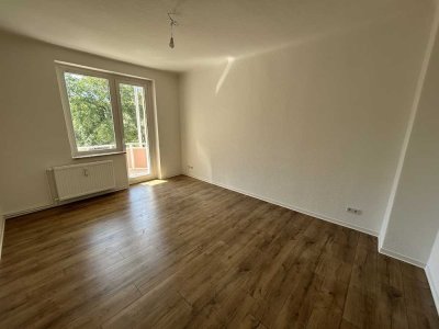 Helle 2-Zimmer-Wohnung mit Balkon in ruhiger Lage!