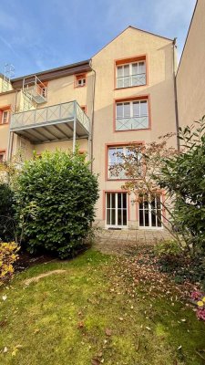 Altstadtwohnung der Extraklasse -privater Garten in Innenhoflage!