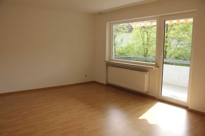 Attraktive helle 2-Zimmer-Wohnung mit Balkon in Wiesbaden
