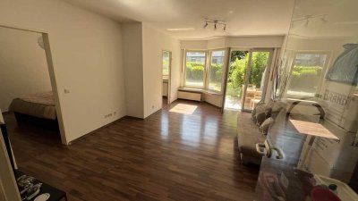 Stilvolle, gepflegte 2-Zimmer-Erdgeschosswohnung mit EBK in Wesseling