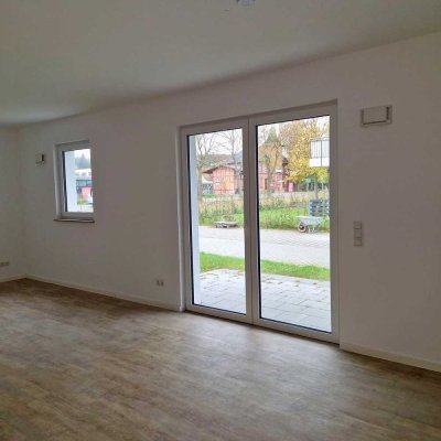Loftig wohnen im Neubau: 1 Zi /Terrasse in Mittenwalde