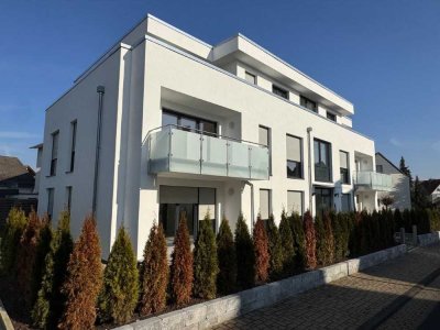 /// TOP Lage - 3-Zimmer, Küche, Bad, Gäste-WC, Abstellraum und Balkon in Baunatal Großenritte