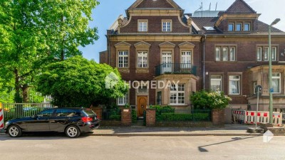 Wohnen mit Geschichte – denkmalgeschützte Backsteinvilla mit Gartenidylle in Duisburg