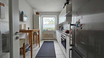 Schöne und geräumige 3 Zimmer Wohnung mit Balkon in Dinslaken