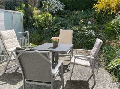 Ruhiges 4,5-Raum-Reihenhaus mit EBK in Stuttgart Hofen