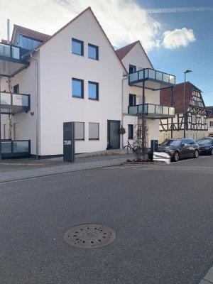 Neuwertige 1-Zimmer-Wohnung mit Balkon in Kandel