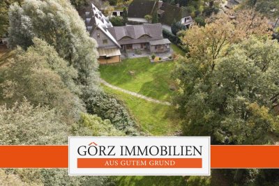 RESERVIERT Büro oder Wohnen im großzügigen Anwesen direkt am Alsterlauf !