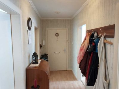 Gemütliche 2,2 Zi. Whg. mit Balkon zu vermieten!