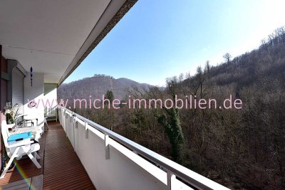 Eine 3-Zi. ETW die keine Wünsche offen läßt. Perfekte Aussicht und absolute Ruhe...