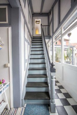 Charmante 2,5-Zimmer-Wohnung mit großem Dachboden in der Altstadt von Seligenstadt – ab sofort frei