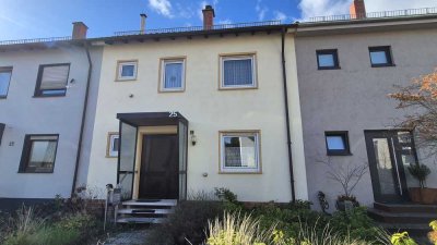 Reihenhaus mit Garage und Stellplatz in familienfreundlicher Lage