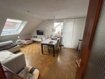 Geschmackvolle, gepflegte 3-Zimmer-DG-Wohnung mit Balkon in Leinfelden-Echterdingen