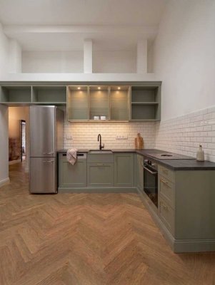Tolle Galeriewohnung mit Dachterrasse, Aufzug und auf Wuscn mit EBK