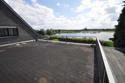 Wohnung mit großer Dachterrasse direkt am See zu vermieten