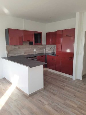 Sehr schöne helle 2-Raum Wohnung inkl. Einbauküche im Zentrum von Sömmerda zu vermieten!