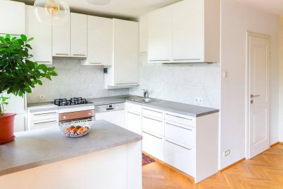 PREISHIT - 2 Zimmer - ca. 67m² WFL - 6.Liftstock - Stadtblick - Ruhelage