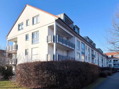 Leerstehende 3-Raum-Wohnung mit 2 Balkonen und Stellplatz zu verkaufen!